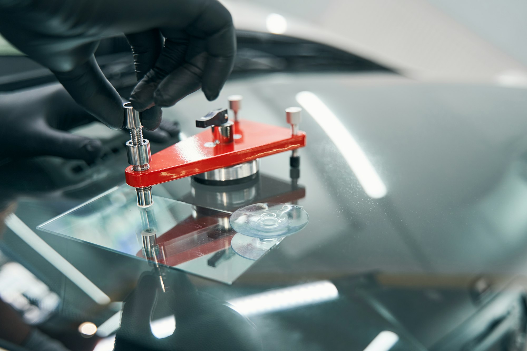 AUTOGLAS REPARATUR & ERSATZ